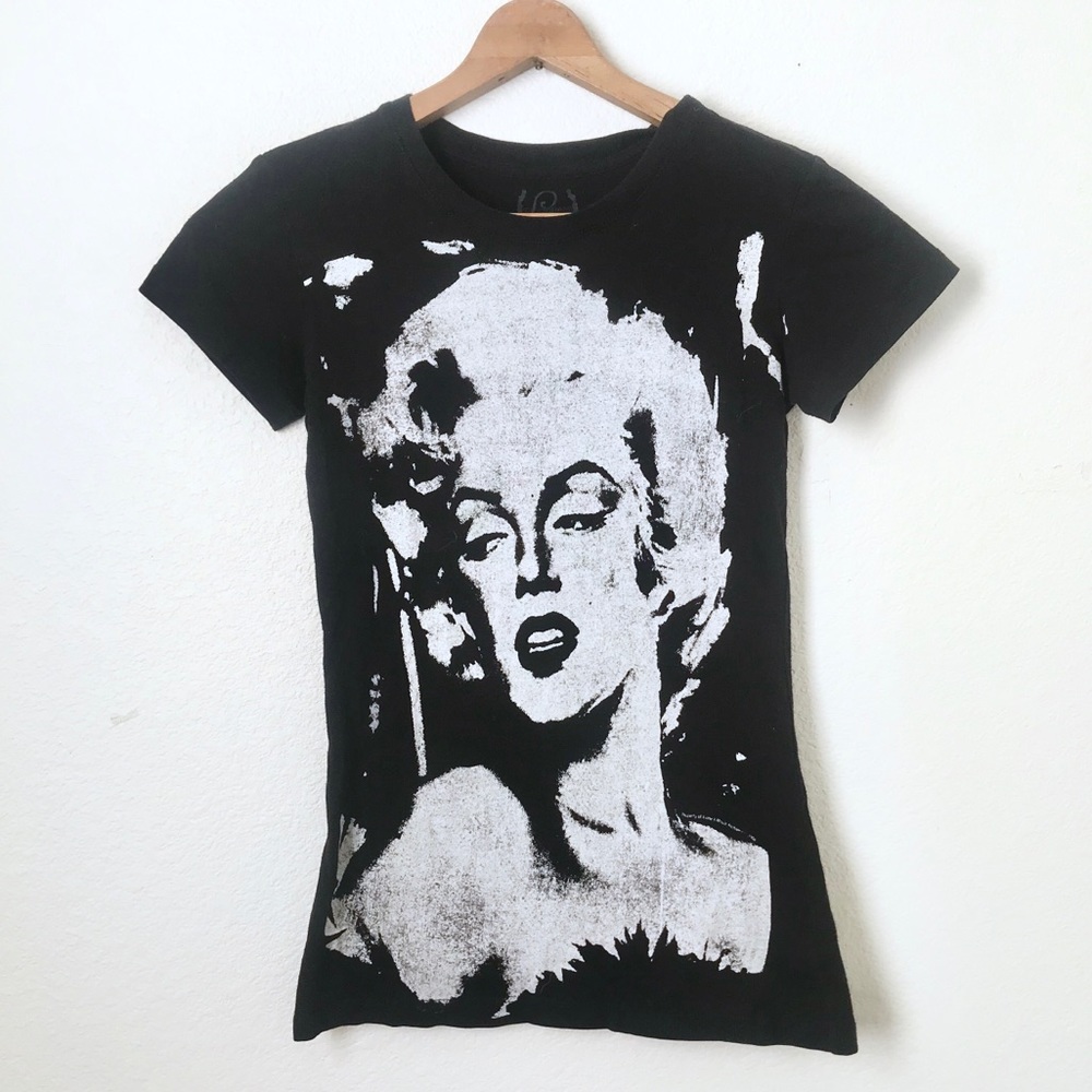 Marilyn Monroe graphic tee | size Small